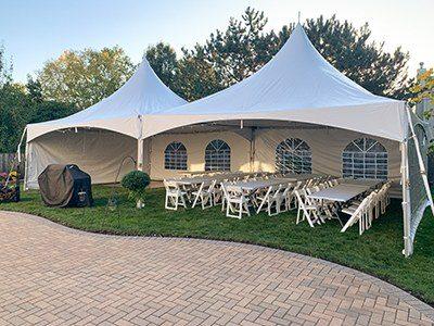 Tente événementielle blanche 20 x 20 pi / 20' x 20' White Event Tent