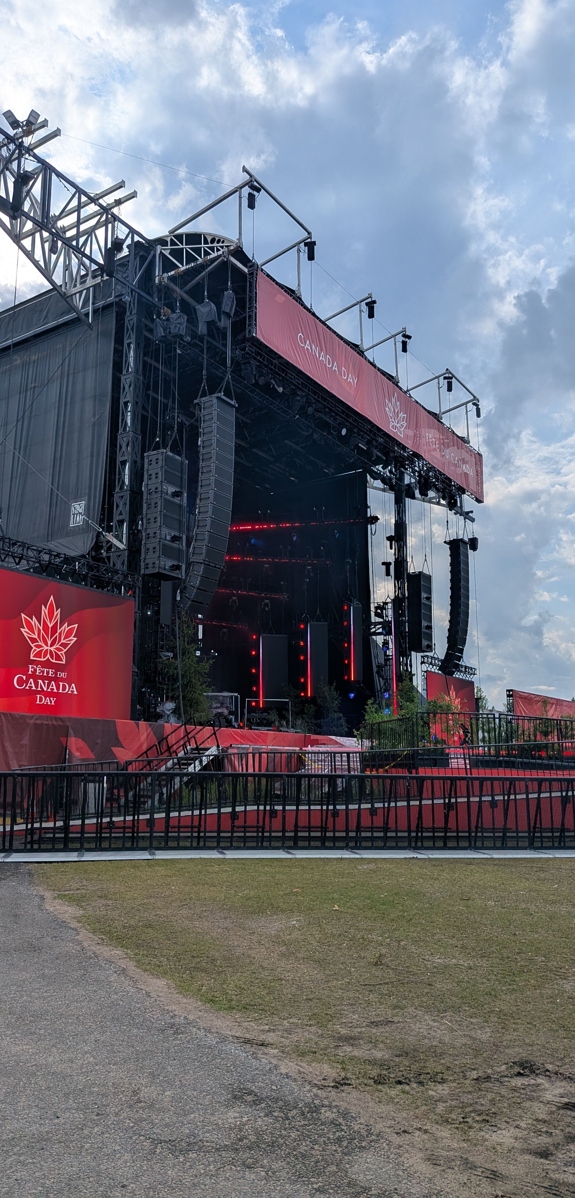 Montage des infrastructures, Canada Day 2026